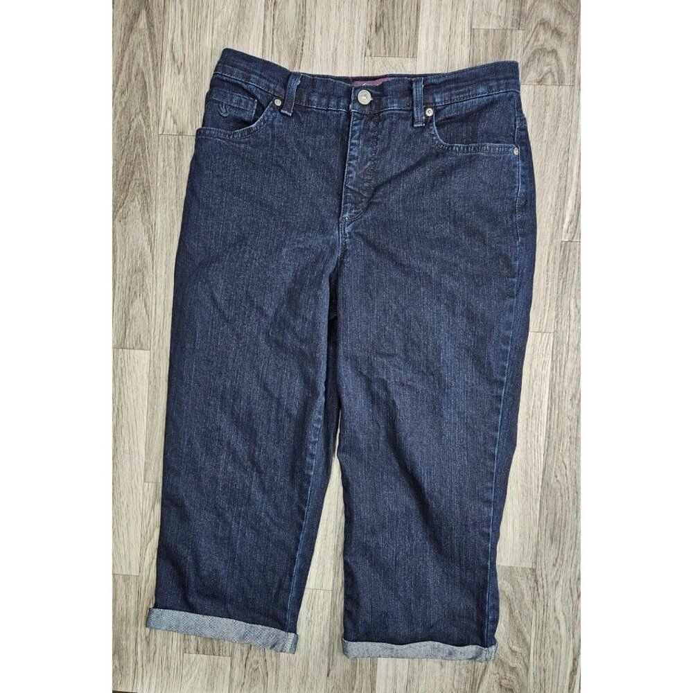 (3/$35) Gloria Vanderbilt Size 6 Pockets Amanda Cuffed Denim Blue Jean Capris